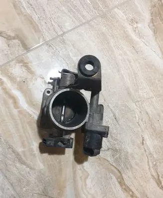 Renault Scenic I Throttle valve 7700861679J