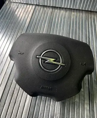 Opel Astra H Steering wheel airbag 13112812 DAE31050463
