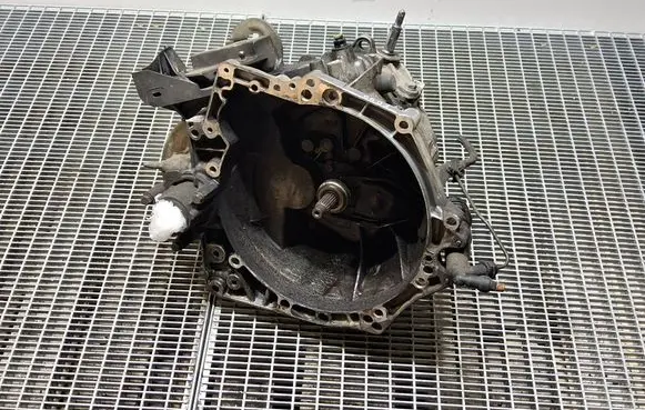 Peugeot Partner Manual 5 speed gearbox 9682054510