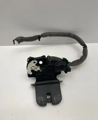 Audi TT TTS Mk2 Tailgate/trunk/boot lock/catch/latch 8J0827520 8P4827505C