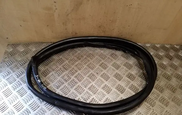 Honda Civic Rear door rubber seal (on body) 