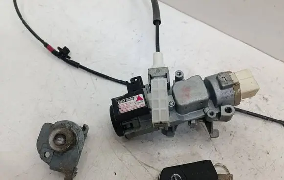 Mazda CX-7 Ignition lock NE6166938B