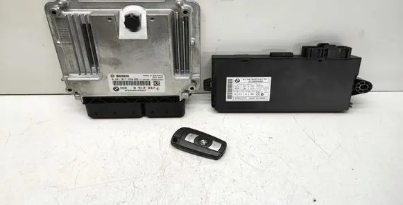 Engine ECU kit and lock set