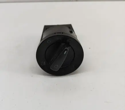 Volkswagen New Beetle Light switch 1C0941531