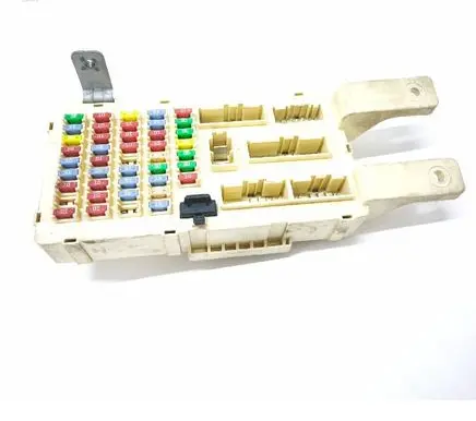 Hyundai Santa Fe Fuse module 919502B200