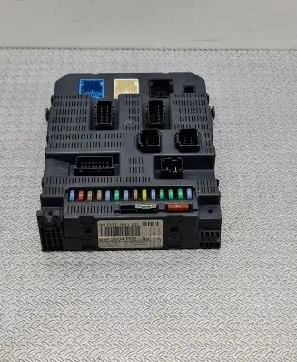 Peugeot 308 Fuse module 9663798180 1167008260408 3047227240408