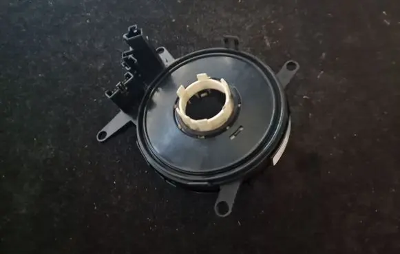 BMW 5 E60 E61 Airbag slip ring squib (SRS ring) 6951358