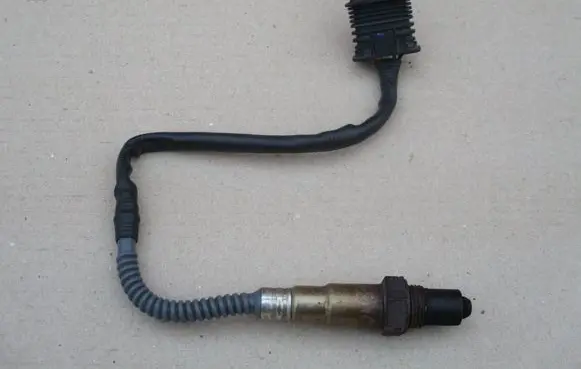 BMW 5 F10 F11 Lambda probe sensor 7589121