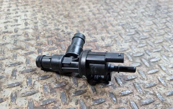 Mini One - Cooper F56 F55 Vacuum valve 7614013