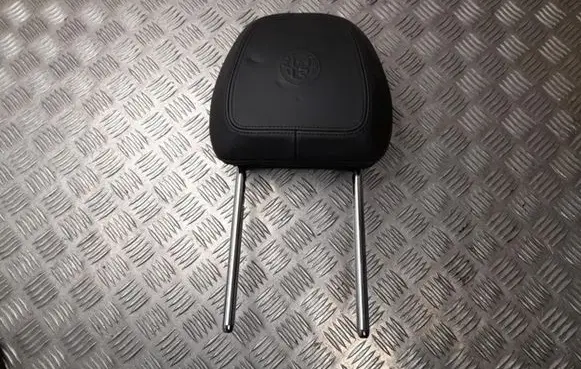 Alfa Romeo Giulia Front seat headrest L0497676AA02