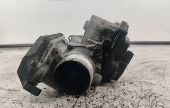 Audi A5 8T 8F Throttle valve 03L128063E 2702111401 A2C53338105