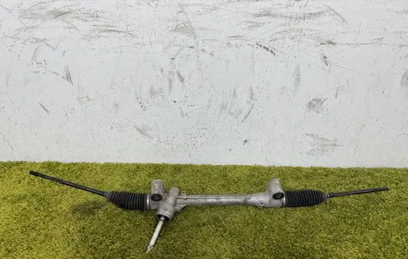 Mitsubishi Space Star Steering rack