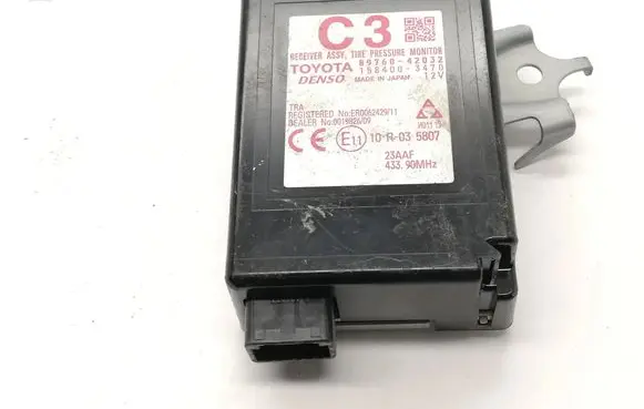 Toyota RAV 4 (XA40) Tire pressure control unit 8976042032