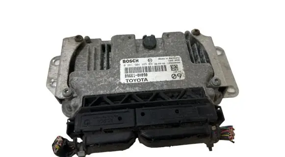Toyota Aygo AB10 Engine control unit/module 896610H090 1039S28398 0261S04465