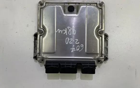 Peugeot 607 Engine control unit/module 9644199680 92047320 0281010765