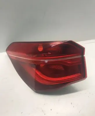 BMW X1 F48 F49 Rear/tail lights 7350717