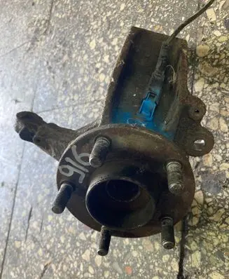 Ford Focus C-MAX Front wheel hub