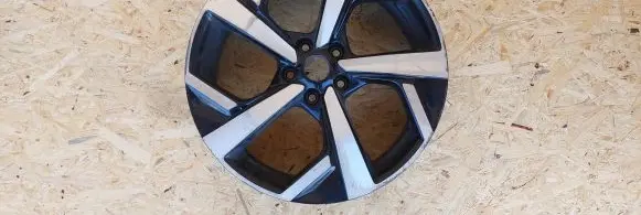 R19 alloy rim