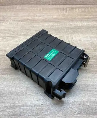 Audi 80 90 B3 Engine control unit/module ECU 811906264 0280800104 Used