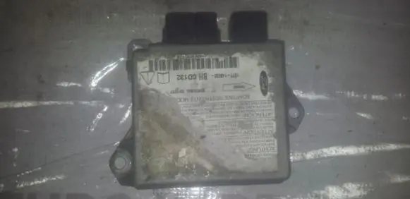 Ford Mondeo Mk III Airbag control unit/module 1S7T14B056BH CD132