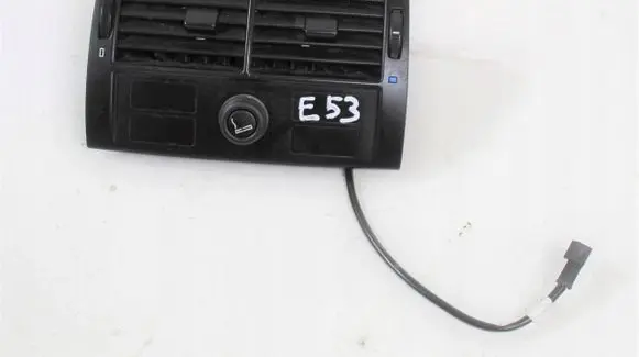 BMW X5 E53 Dash center air vent grill