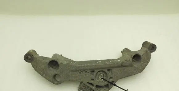 Mini One - Cooper Coupe R56 Engine mounting bracket 6772032 22116772032