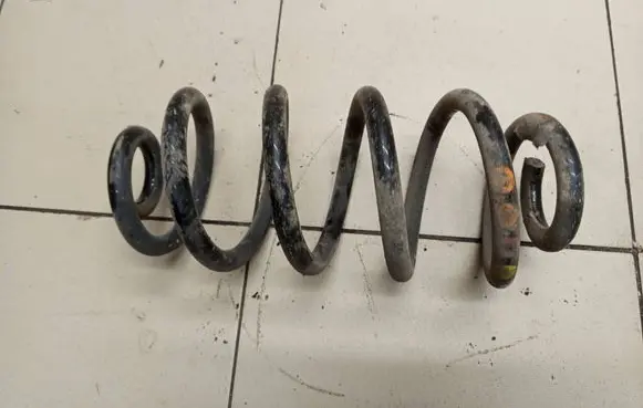 Audi A6 S6 C6 4F Rear coil spring 