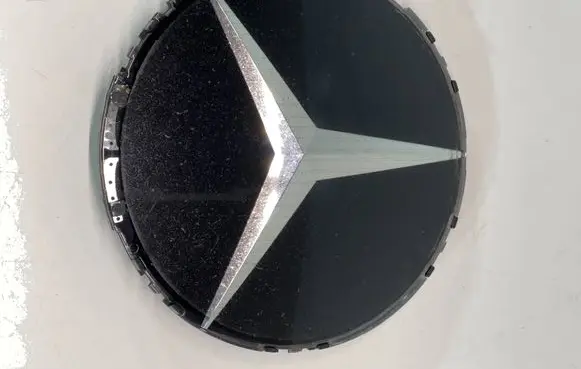 Mercedes-Benz E W213 Manufacturer badge logo/emblem A0008880000