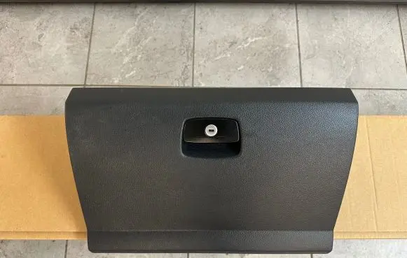 Volkswagen Amarok Glove box 2H0857095