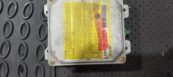 Mitsubishi Lancer Airbag control unit/module mr173998 x6t39172