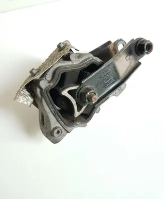 Land Rover Evoque I Engine mount bracket 6G926P082AB GJ326H051AB 30671219