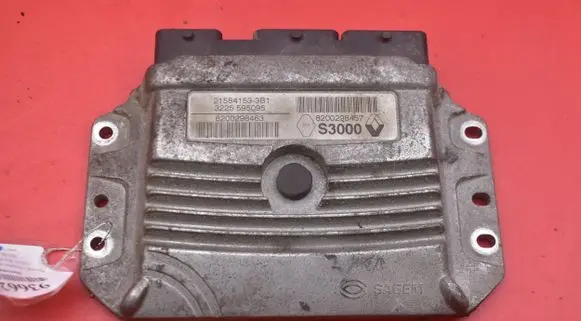 Renault Scenic II - Grand scenic II Engine control unit/module ECU 8200298463