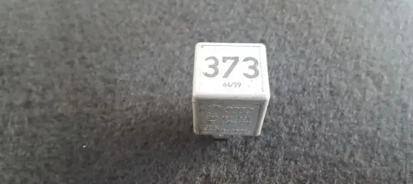 Audi A4 S4 B7 8E 8H Other relay 8D0951253A V23134-B52-X301