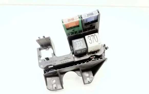 Audi A4 S4 B7 8E 8H Other relay 8D0951253 8D0951253A 373