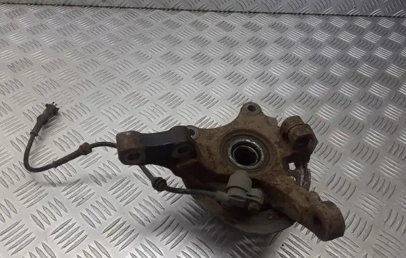 Opel Corsa C Front wheel hub spindle knuckle