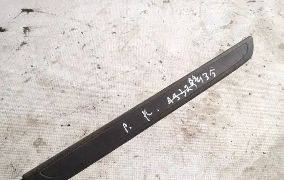 Toyota Corolla E140 E150 Front sill trim cover 6791102080 67911-02080