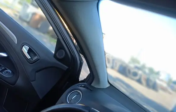Ford Mondeo MK IV (A) pillar trim