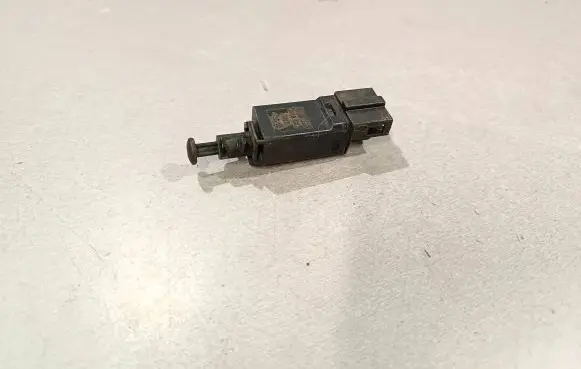Volkswagen Golf IV Brake pedal sensor switch 1H0927189D 1H0MW0