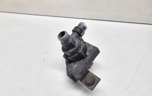 BMW 5 E60 E61 Electric auxiliary coolant/water pump 50018904