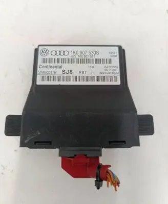 Volkswagen Golf V Gateway control module 1K0907530S 5WK50011H 1K0907951