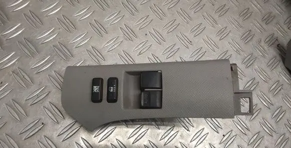 Toyota Yaris Electric window control switch 742320D110