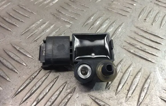 BMW 5 F10 F11 Airbag deployment crash/impact sensor 9159311