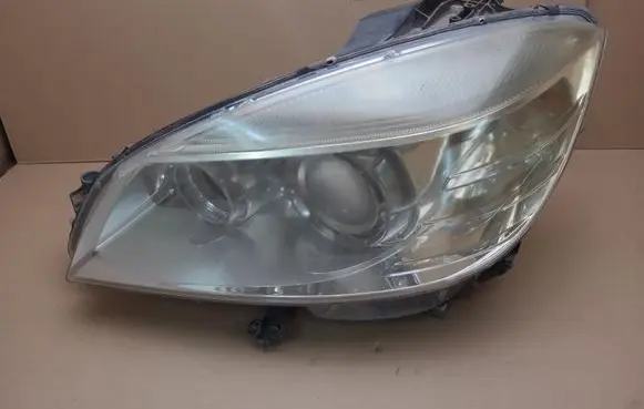 Mercedes-Benz C W204 Headlight/headlamp A2048209161