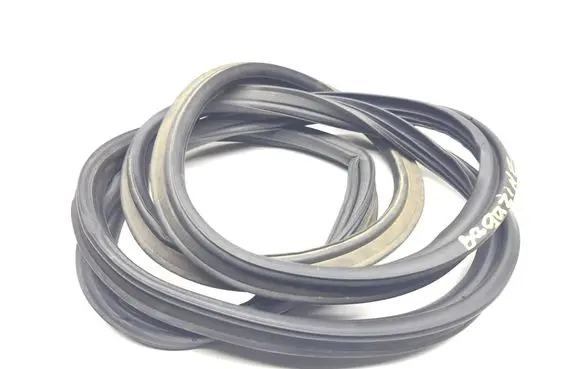 Opel Antara Trunk rubber seal (body) 100070716