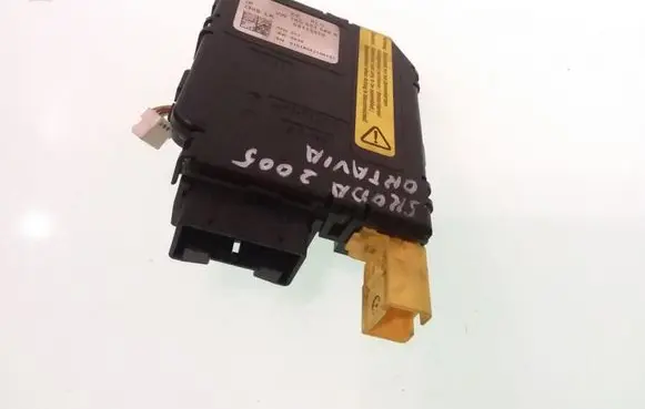 Skoda Octavia Mk2 (1Z) Steering angle sensor 1K0953549A