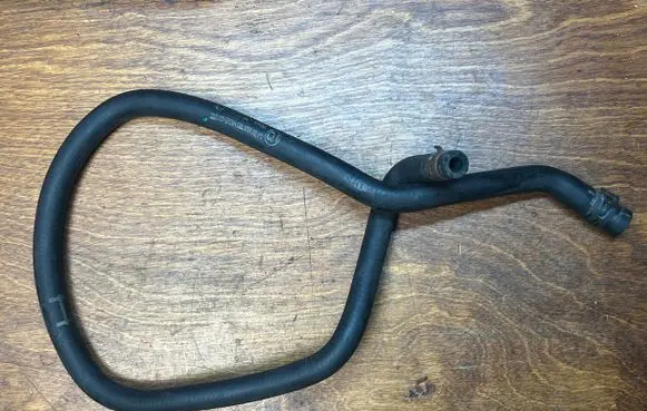 Mercedes-Benz Sprinter W906 Engine coolant pipe/hose A9065014482