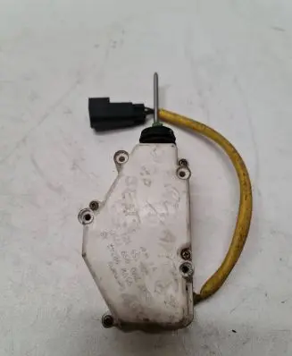 Seat Alhambra (Mk1) Central locking motor 7M0959775C 404155 95VW9B241AB