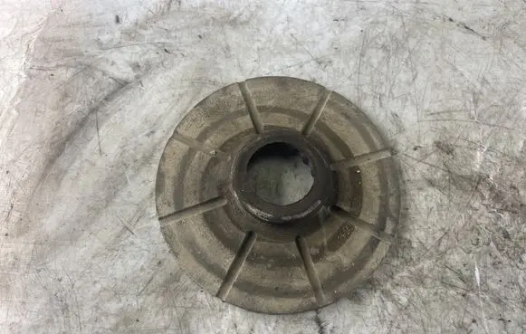 Opel Astra H Rear coil spring rubber mount 90538496 9053849696