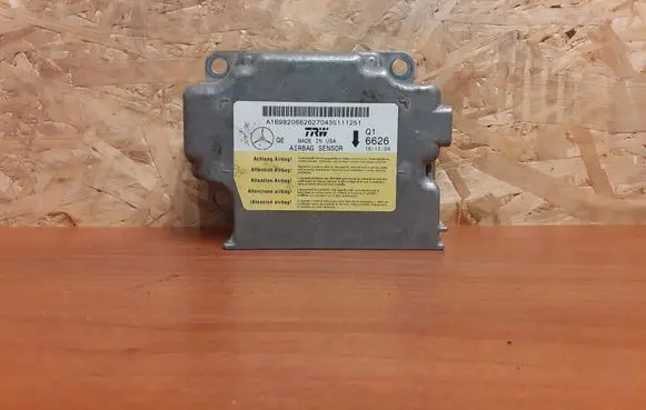 Mercedes-Benz A W169 Airbag control unit/module 2305 A169820662627