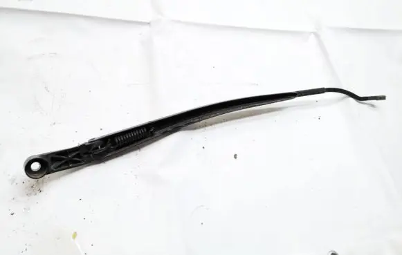 Toyota RAV 4 (XA30) Front wiper blade arm